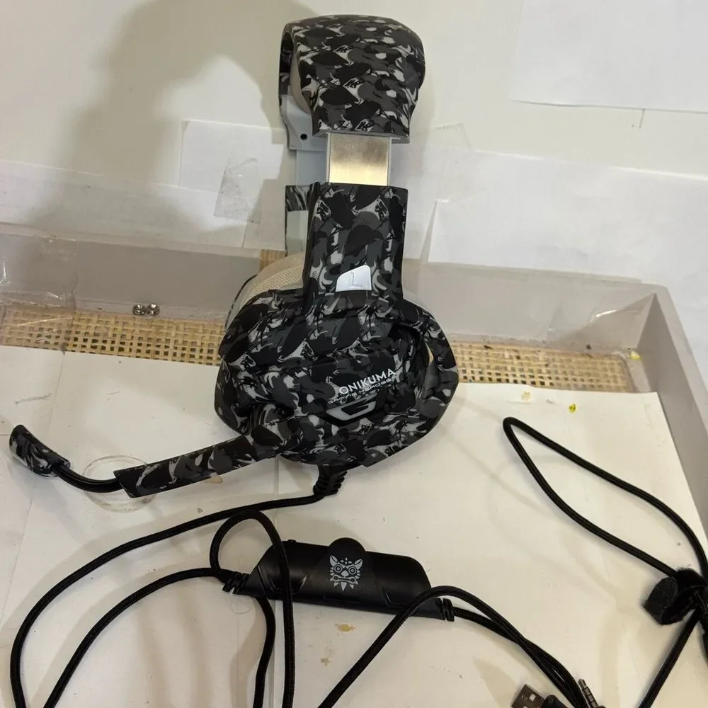 ONIKUMA K5 Black Camouflage Headphones good condition